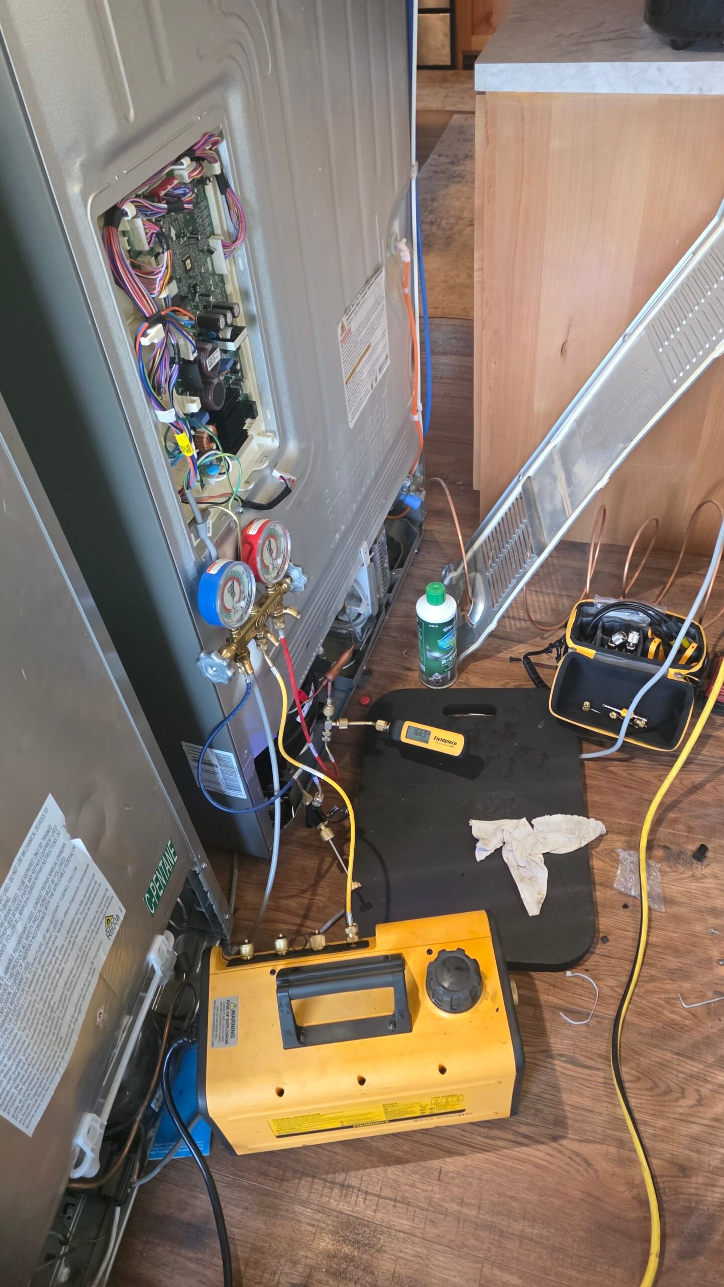 Refrigerator repair by RoMonica Home Services